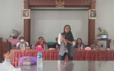 SLB Manunggal Slawi menerima kunjungan PT. Sinar Sosro Jakarta